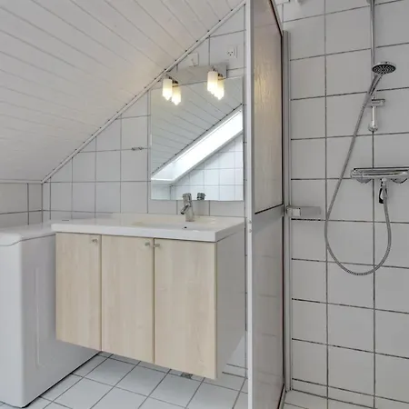 Helene - 2-3km From The Sea By Interhome